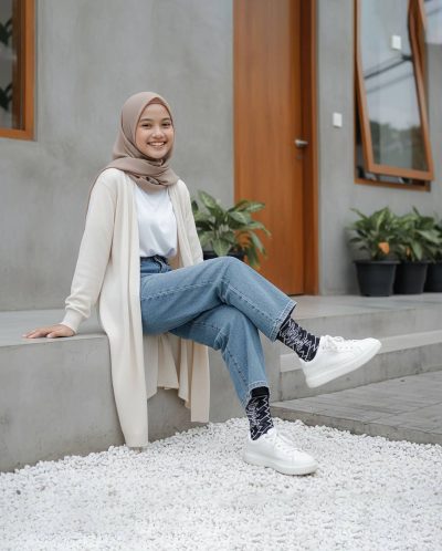 Rajut Hitam